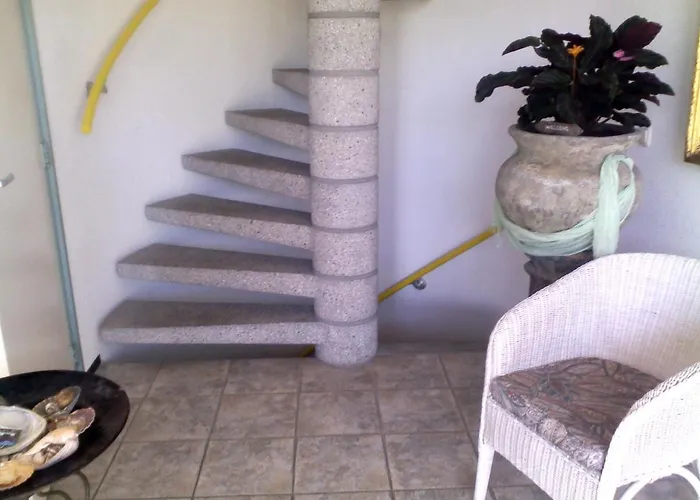 Aan Zee فندق مبيت وإفطار 3*